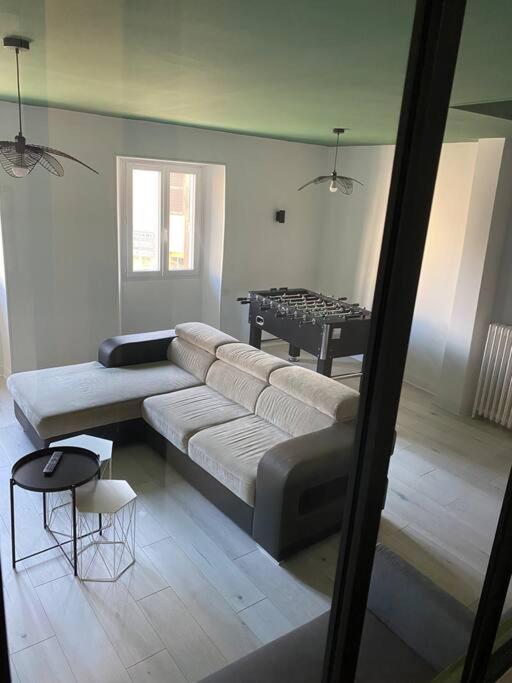 Gite De Tom Et Mag Classe 3 * Clevacances Villa Pontgibaud Buitenkant foto